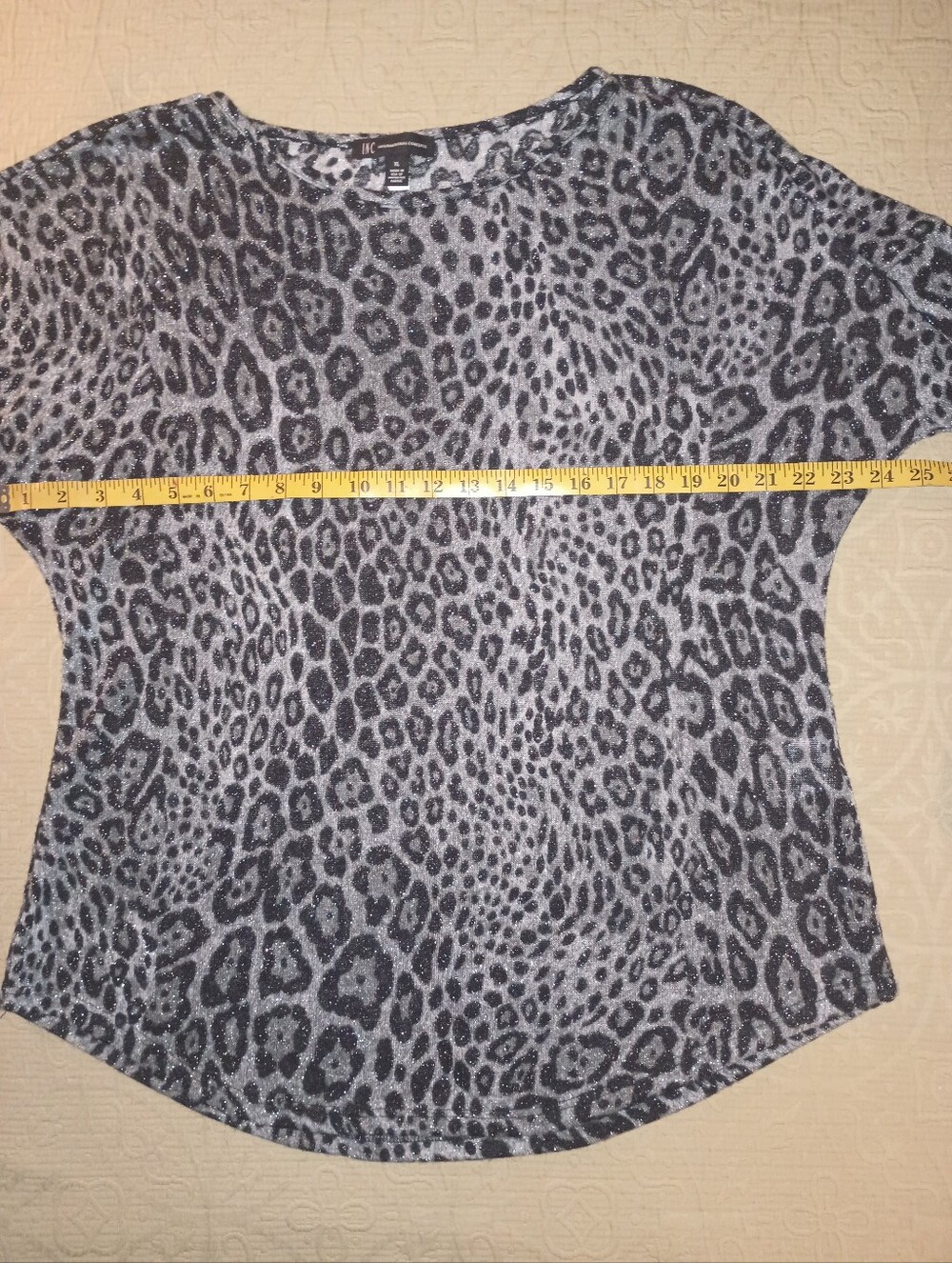 INC International Concepts Grey and Black Leopard-Print Long Sleeve Top SZ18-20 - Picture 3 of 7